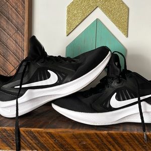 Nike downshifter running shoes